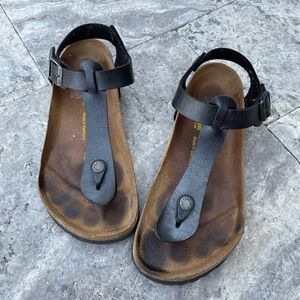 Birkenstock Gizeh Shoes Brown